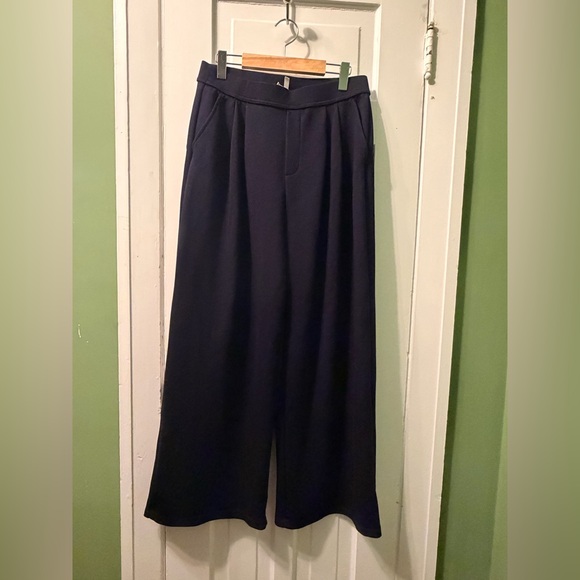 HALARA Navy  Wide-Leg Women's Pants - Picture 3 of 11